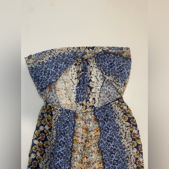 Hallelu Boutique - Strapless Navy Floral Jumpsuit with Tie Back/Leg Slits - L - Picture 8 of 10